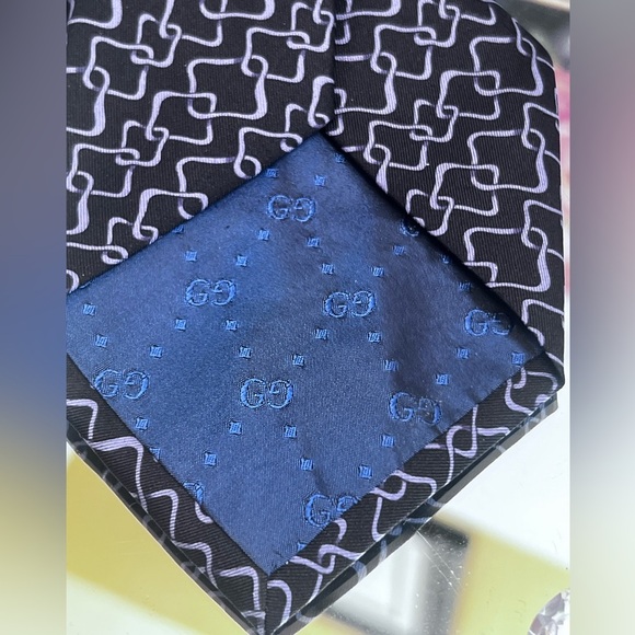 GUCCI vintage black purple Classic Luxury tie 60 inch log - Picture 6 of 11